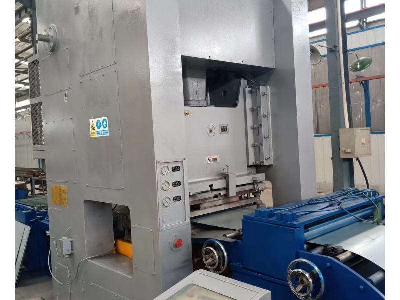 電纜橋架自動壓型機(jī)