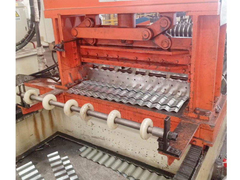 糧倉(cāng)波紋板設(shè)備